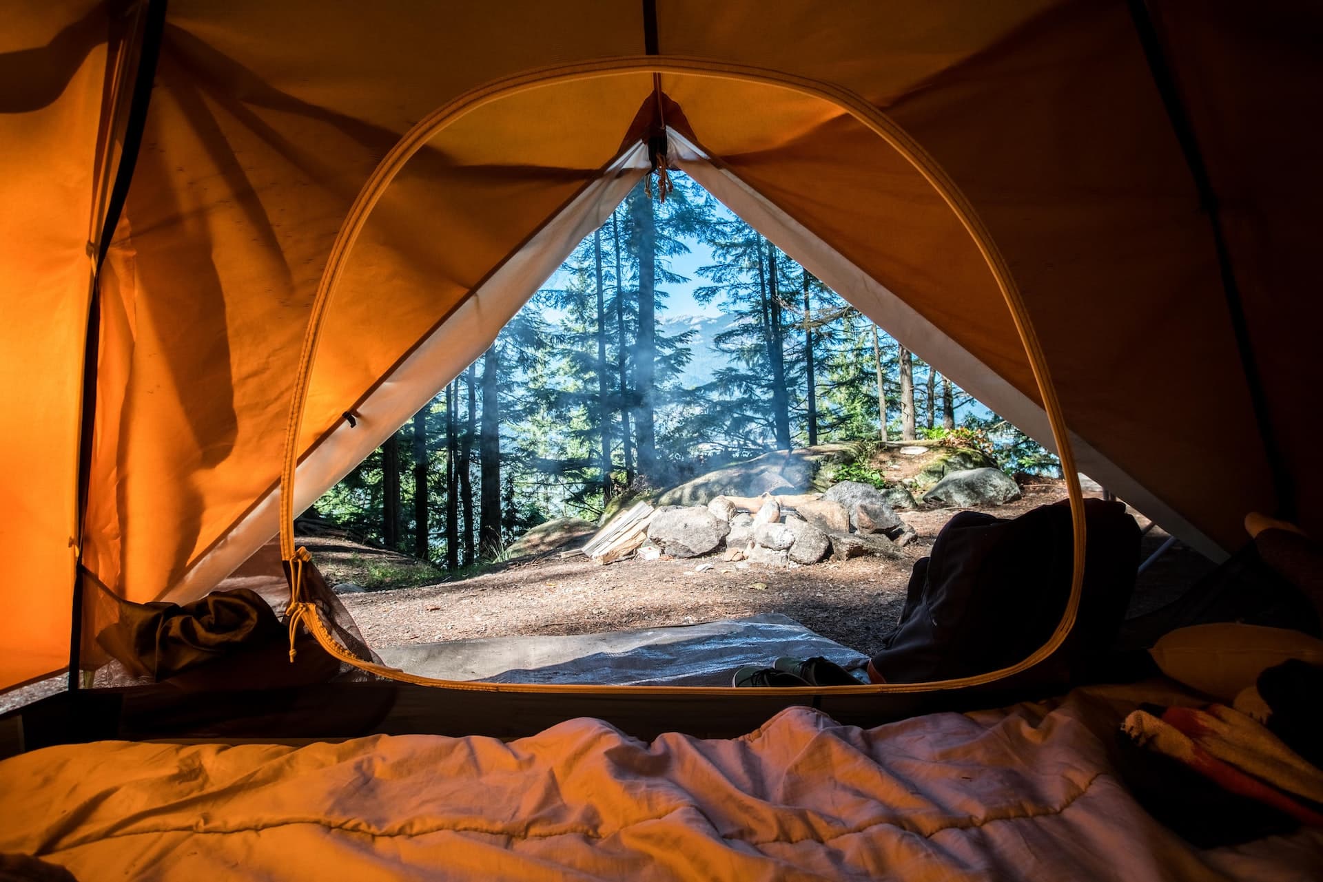 Jak działa wypożyczalnia namiotów