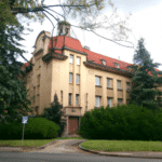 Jak przystąpić do rejestracji w domu opieki w Pruszkowie?