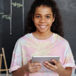 Jak portal Librus ułatwia komunikację między uczniami nauczycielami i rodzicami?